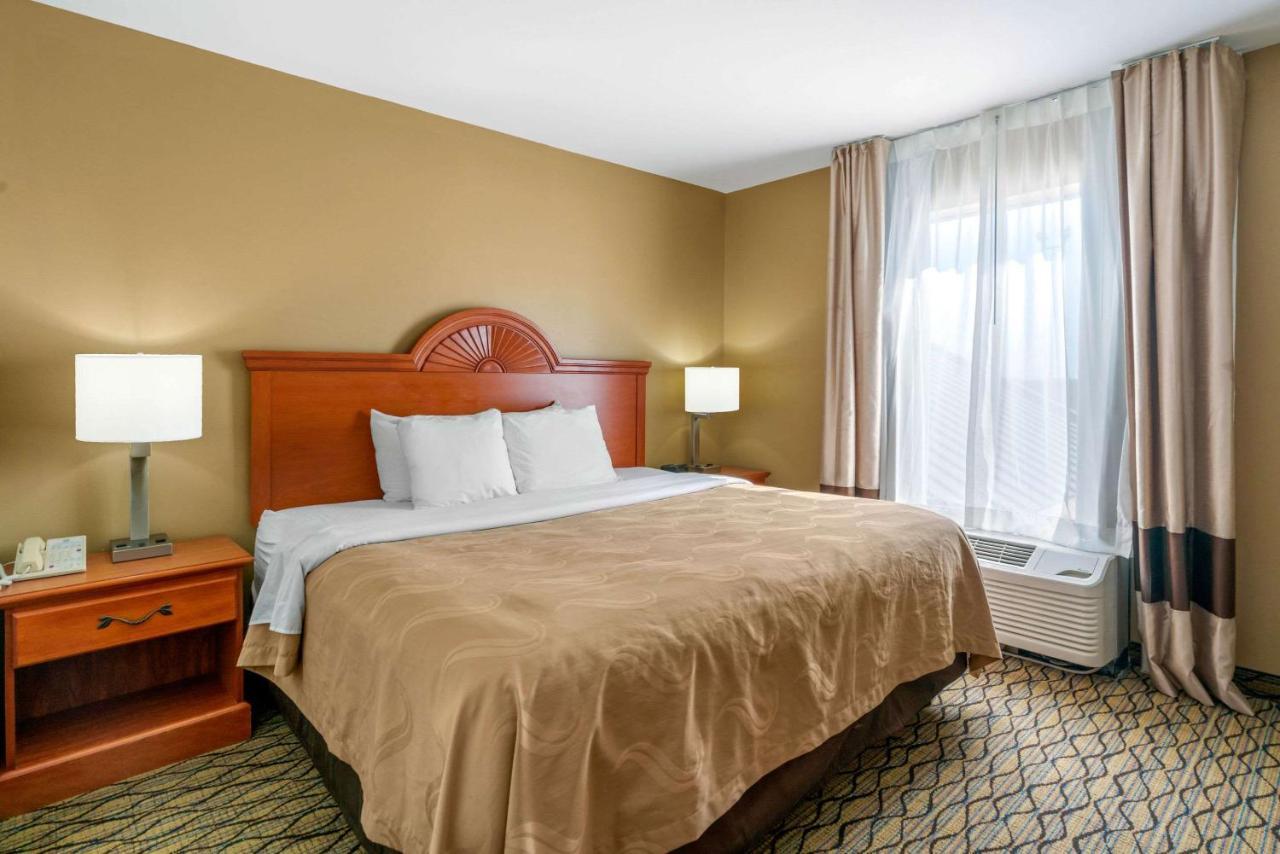 Quality Inn & Suites Jefferson City Zewnętrze zdjęcie