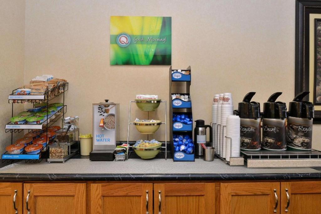Quality Inn & Suites Jefferson City Zewnętrze zdjęcie