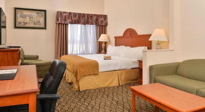 Quality Inn & Suites Jefferson City Zewnętrze zdjęcie